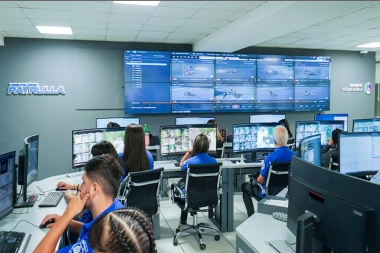 Cómo funciona la tecnología con IA para detectar motochorros implementada en Vicente López, Argentina